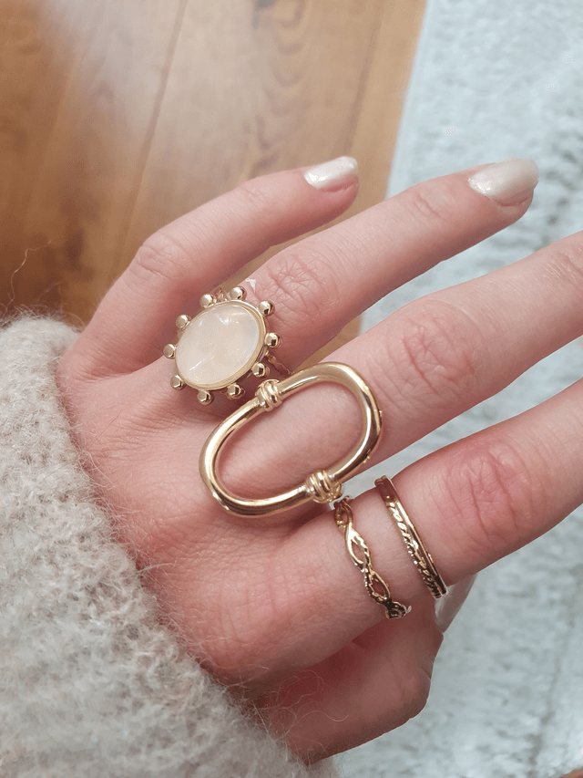 Bague MIA